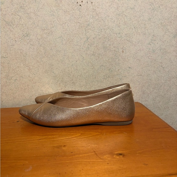 Birdies The Goldfinch Pointed Toe Flats Metallic Gold Leather Women’s 7.5 - Picture 2 of 9